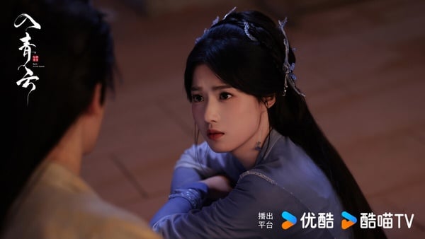 盧昱曉是近年人氣上漲很快的95花，她在《入青雲》，還有演配角的《雲之羽》、《斗破蒼穹之少年歸來》和《惜花芷》是用原音。