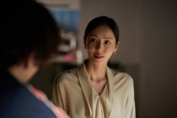 5個跡象表示你正在背負「情緒債務」——常因別人生氣而自責，明明很累卻還是答應幫忙
