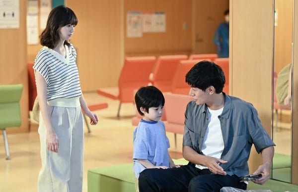 Netflix《直到T恤乾了為止》劇情&amp;amp;amp;amp;amp;角色看點：蒼井優親揭老公不倫秘密，僅播2集就爆紅！