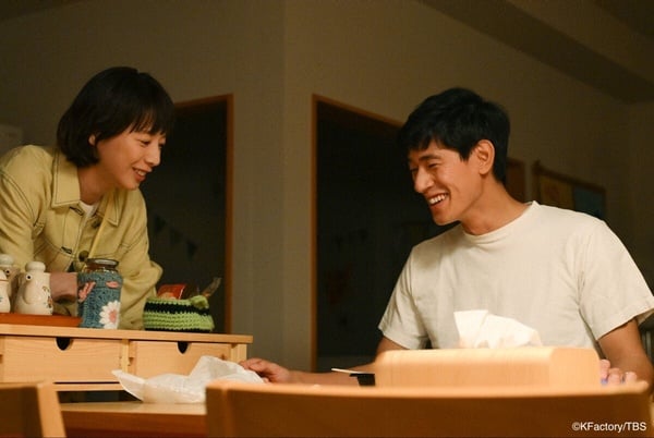 Netflix《直到T恤乾了為止》結局解析！「雙不倫」真相反轉，蒼井優最後和誰在一起？