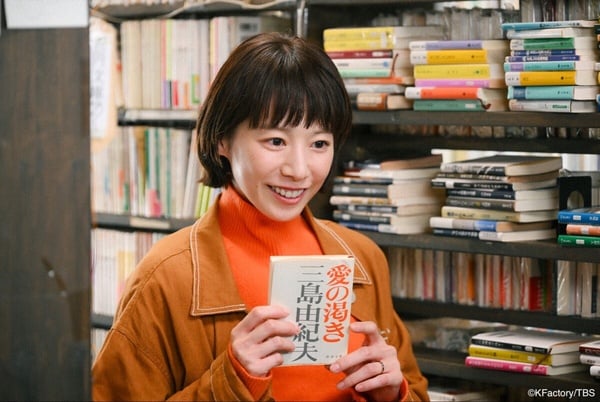 Netflix《直到T恤乾了為止》結局解析！「雙不倫」真相反轉，蒼井優最後和誰在一起？