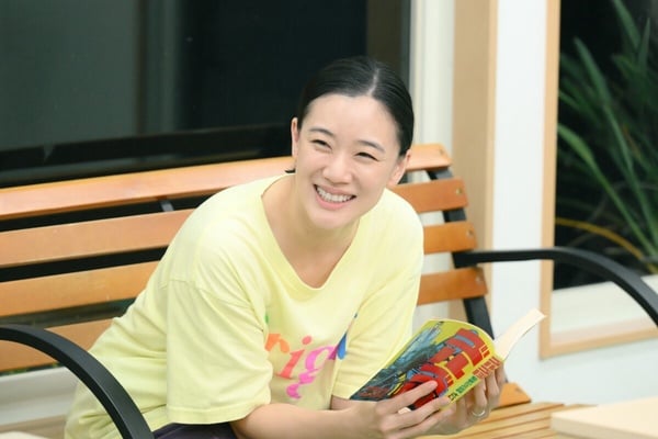 Netflix《直到T恤乾了為止》結局解析！「雙不倫」真相反轉，蒼井優最後和誰在一起？