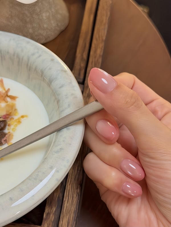 什麼是bare nails？美甲範本盤點