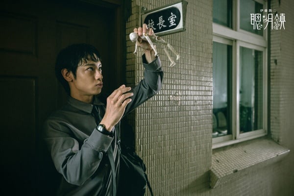 《聰明鎮》全網負評？網議7大槽點：缺少伊藤潤二特有的詭異感、陳姸霏演技遭批太尷尬