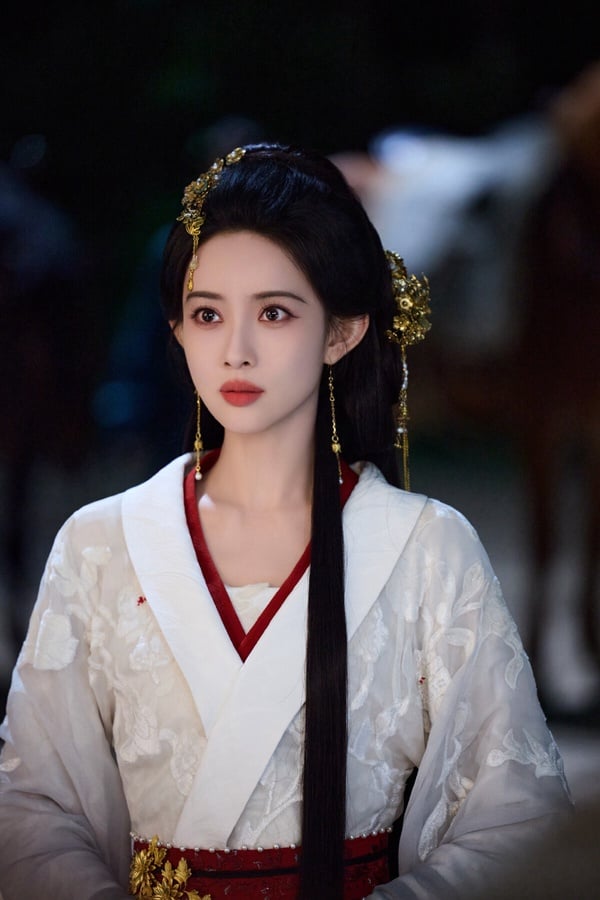 孟子義早年演技滿受好評，在《陳情令》、《說英雄誰是英雄》她的爆發力都很強，很讓人驚豔。不過近年孟子義演了一大批古裝劇，《九重紫》紅了之後，又有《桃花映江山》、《百花殺》、《華山論劍》，雖然讓孟子義吸引了一批劇迷，但相似的造型、相似的演繹方式，讓大家越來越疲乏。