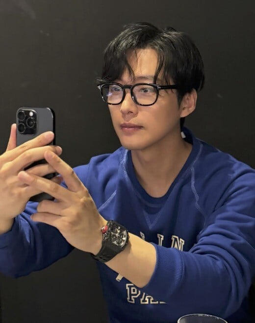 《毛骨悚然的戀愛》33歲梁世宗沒49歲池晟狀態好？網議9位「越老越迷人」韓劇男星！