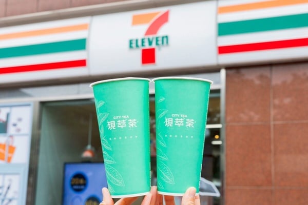 買一送一！7-11飲料抽抽樂「飲料小夥伴吊飾」登場，再推aespa Highball、咖啡優惠
