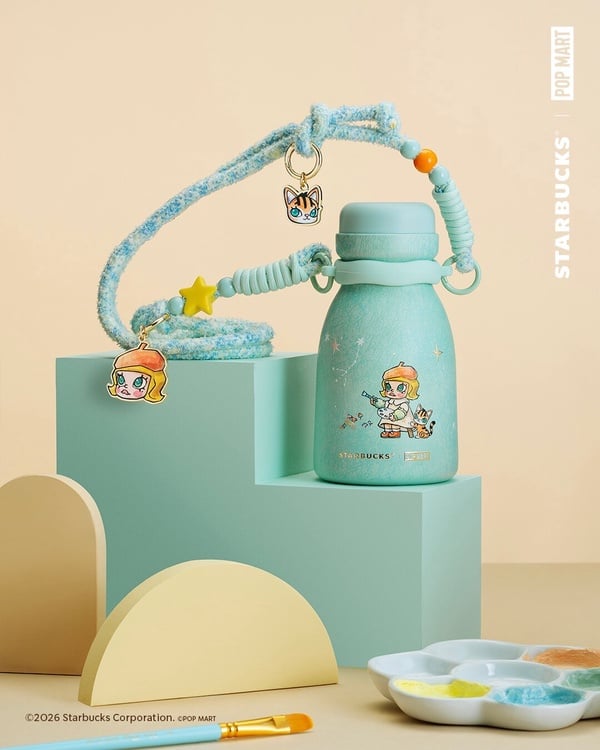 買一送一！星巴克ＸPOP MART「MOLLY」聯名系列新登場，再推限定「草莓布蕾星冰樂」