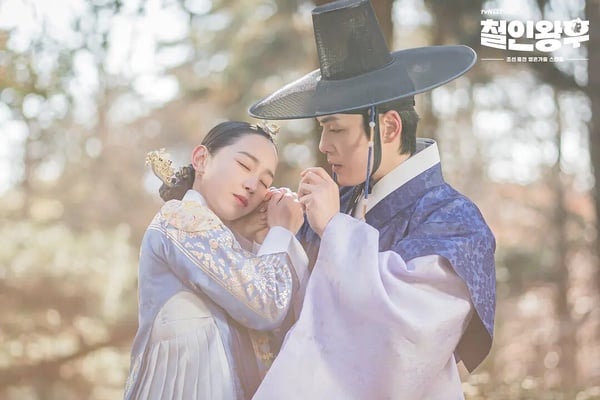 《我的荒糖戀愛》不夠精彩？8部「好看到出不了坑」Netflix高甜韓劇！這部8.7分零負評