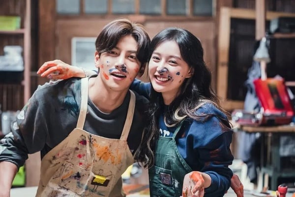 《我的荒糖戀愛》不夠精彩？8部「好看到出不了坑」Netflix高甜韓劇！這部8.7分零負評