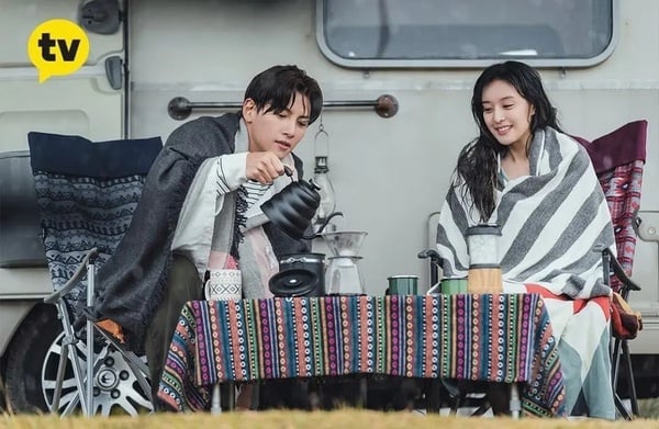 《我的荒糖戀愛》不夠精彩？8部「好看到出不了坑」Netflix高甜韓劇！這部8.7分零負評