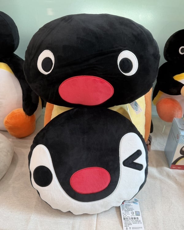 7-11「PINGU企鵝家族」集點！PINGU吐司絨毛娃娃、零錢包吊飾、萌友團吊飾等16款一次看