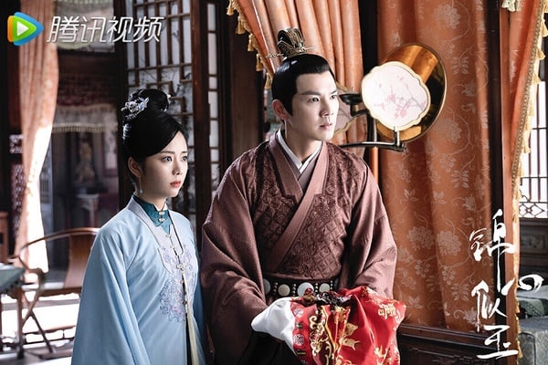 《錦心似玉》是近年滿經典的宅鬥劇，這部劇和《花開錦繡》、《九重紫》一樣改編自吱吱的小說，一樣有逆襲精彩的大女主故事。