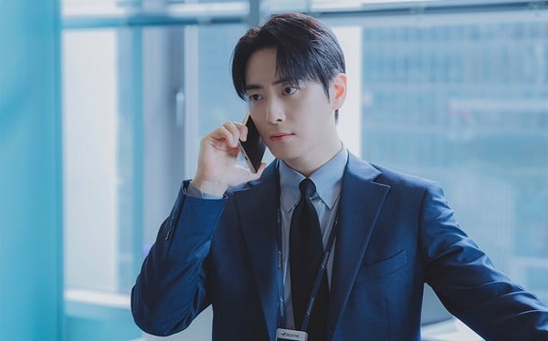 李浚赫《中了樂透頭獎也要上班》劇情、角色介紹：如果中了13億樂透，你還會去上班嗎？
