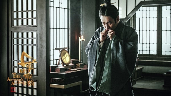 《大將軍司馬懿》有兩部，《軍師聯盟》和《虎嘯龍吟》評價都很高！這是三國時期的歷史劇，該劇以司馬懿為視角，講述他如何在曹操揮下，替操魏打天下，並且與曹操、曹丕父子二人相互信任又猜疑的微妙關係。