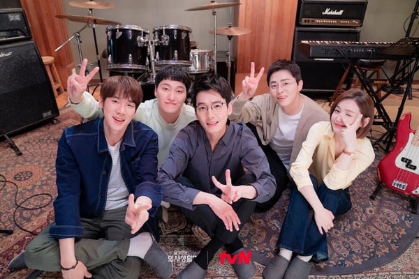 《毛骨悚然的戀愛》沒爛尾但評價兩極！8部Netflix「從頭好看到尾」的韓劇！這部一生推