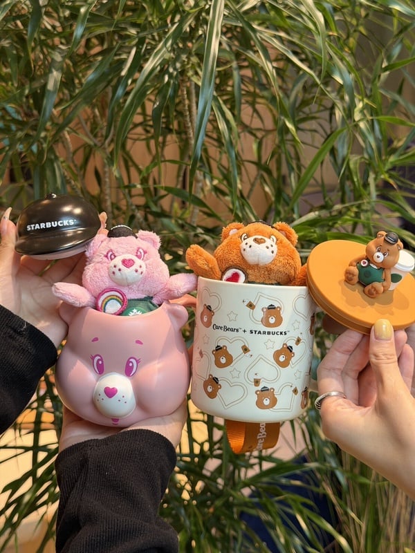 Care BearsＸ星巴克聯名登場！馬克杯、冷水杯、不鏽鋼杯、托特包、吊飾到生活配件都有