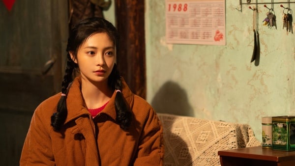 周潔瓊在I.O.I解散之後就回到中國發展，並且轉型演員主演了《大唐女法醫》，不過這部劇的劇評很差，周潔瓊的演技也被罵得很慘，唯一亮點是她的古裝扮相，真的滿美的，後來又參演了趙麗穎的《有翡》。周潔瓊的話題沒有像其他同樣是女團轉型的楊超越、鞠婧禕那麼高。