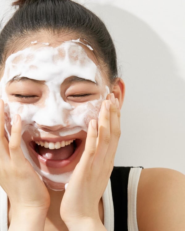 2026胺基酸洗面乳推薦15款！Dcard熱門款、敏感肌適用整理（8月SEO）