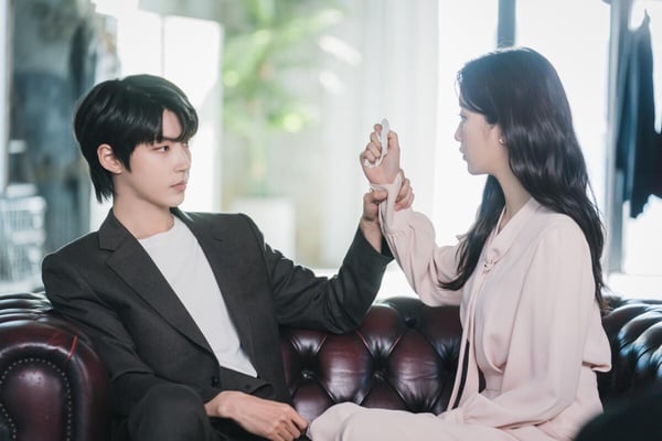 你能接受「偶像談戀愛」嗎？偶像產業本就包含戀愛幻想vs.偶像也是人、戀愛是私人生活