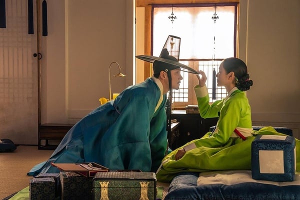 《挑情醜聞》孫藝珍合作10位「頂級男神」！和池昌旭＆丁海寅當同事，回家還有玄彬！