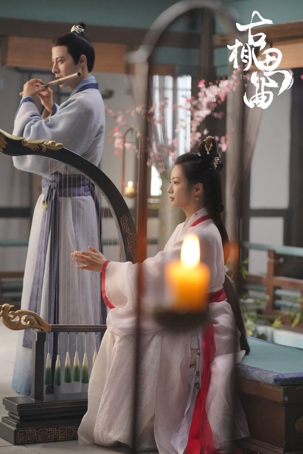 《古相思曲》是部讓人驚豔的小成本劇，沒有流量明星、沒有小說大IP、沒有大投資大製作，完全是靠著口碑發酵，才小有熱度。雖然是小成本劇，但《古相思曲》拍得很有美感，有拍出古韻，悲劇感也塑造得很足。劇情後勁超強，虐哭好多人。