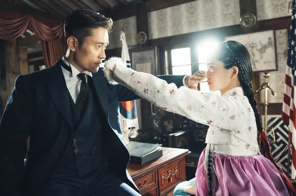 完勝《挑情醜聞》！8部Netflix「真正好看」的古裝韓劇！《哲仁》必追，這部確實是神劇