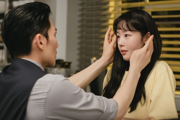 總是愛上同一種人？「180-Dating」戀愛法則爆紅：5大跡象代表理想型可能根本不適合你