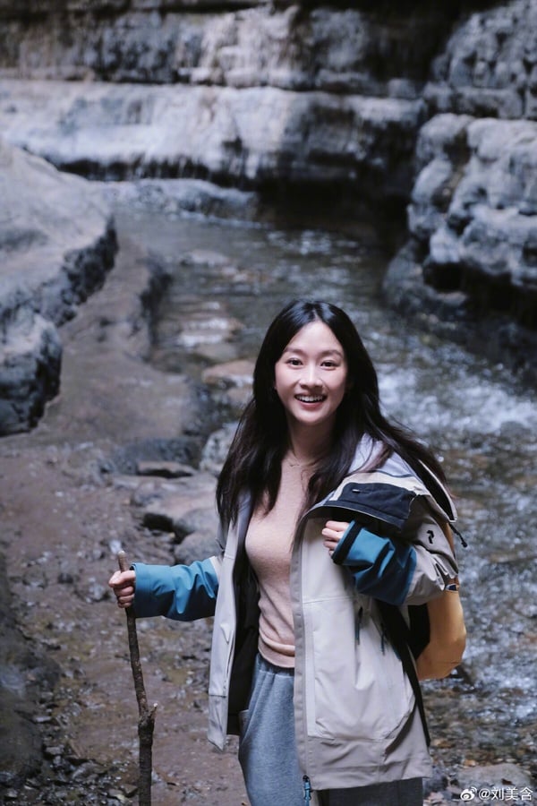 《蘭香如故》呂蕺兒是誰？劉美含10件事：童星出道，曾演《去有風的地方》《卿卿日常》
