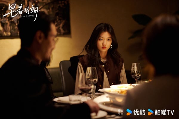 《無可替代》跟《早春晴朗》很像？井柏然毒舌、魏大勳溫柔藏鋒芒，8大差異一次看！