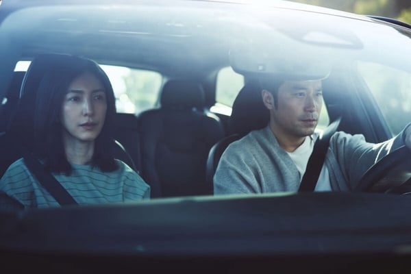 《消失的裂痕》劇情解析、角色、評價：楊謹華、張孝全分飾兩角，鏡中竟暗藏另一個世界