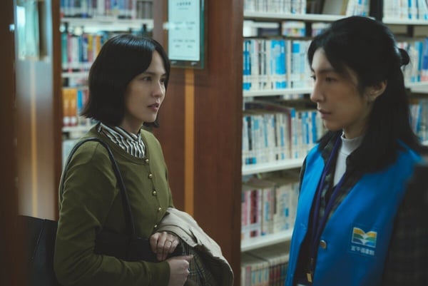 《消失的裂痕》劇情解析、角色、評價：楊謹華、張孝全分飾兩角，鏡中竟暗藏另一個世界