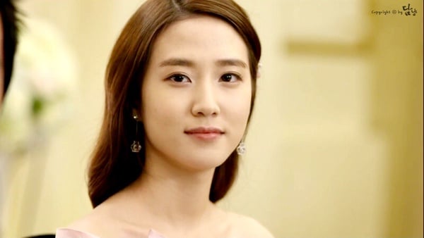 9位有顏值有演技卻「大器晚成」韓劇女演員！金智媛熬6年爆紅，她等18年才演女主角！