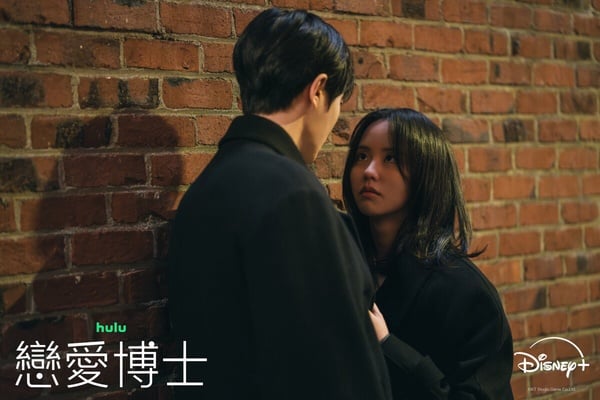 《戀愛博士》劇情、角色、評價：「母胎單身」秋泳愚x「直球」金所泫，Threads爆好評！