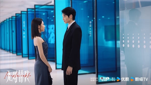 《無可替代》登Netflix排行榜冠軍！7大「職場實用守則」：學歷不夠亮眼就「另闢蹊徑」