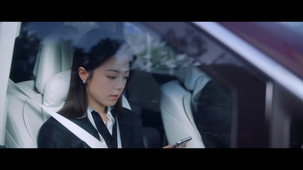 《無可替代》現實金句：「你不敢有任何鬆懈，因為你擔心不知何時，就會被別人取代。」