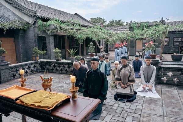 《雲雀叫天錄》是一部熱度非常非常低迷的高口碑好劇，以京劇為主題。講述了18歲出科的孟金福，從武丑到武生再到老生，從前途渺茫的菊壇新人到蜚聲京城的梨園名角，一個天賦平平、家境貧寒的普通少年，在競爭殘酷的梨園中站穩腳跟，書寫江湖傳奇。