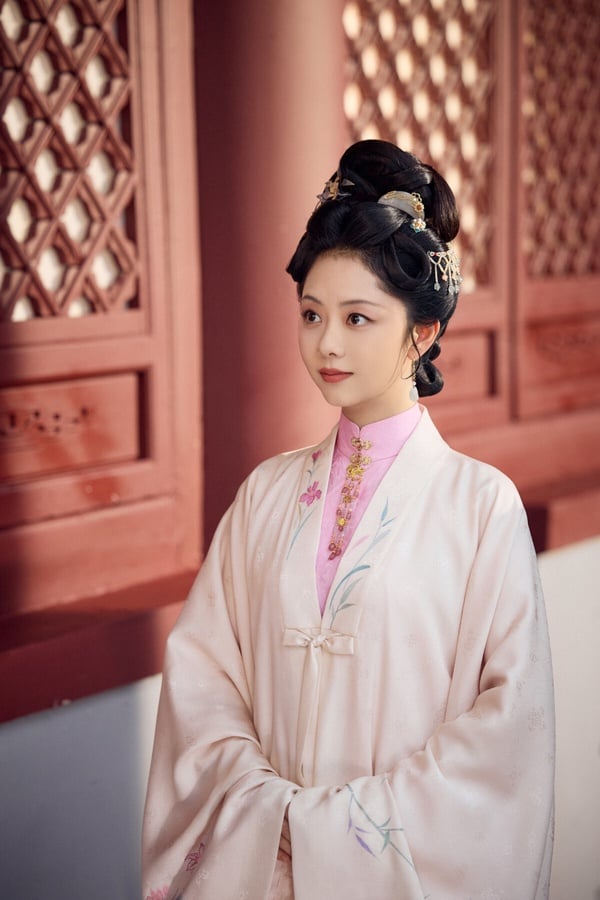 網評「有她就想看」收視靈丹陸劇女星TOP9！《蘭香如故》譚松韻第3，劉亦菲第4，她奪冠