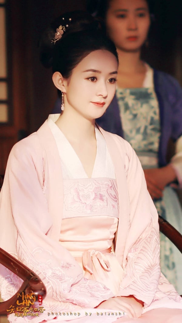 趙麗穎長相甜美，但可鹽可顏，能演霸氣大女主，也能演傻白甜小太陽，近年轉型演正劇，《風吹半夏》、《幸福到萬家》也都達到口碑和熱度雙豐收。趙麗穎真的可以算是陸劇裡的收視靈丹，真的是有她就想看！