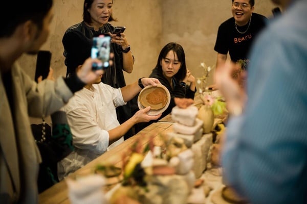 從料理、插畫到陶藝！專訪陶藝師 Yao：「做自己想做的事，你會越來越愛自己。」