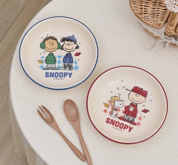 康是美「SNOOPY暖冬小日常」加價購！史努比開關造型夜燈、壓克力萬年曆等23款一次看
