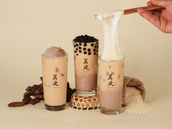手搖新品推薦：春水堂海苔焙茶花生拿鐵、萬波人氣芋泥系列回歸、珍煮丹蕎麥系列登場！