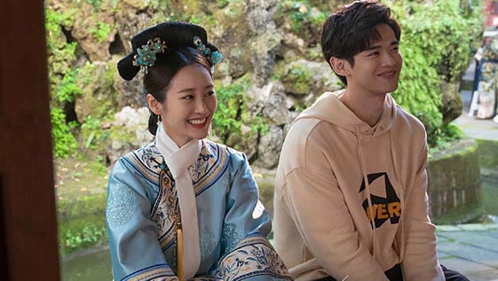 《愛很美味》從「美食」切入探討人生話題，關注時下熱點元素，劇情drama腦洞大，卻又展現現實生活，吐槽情節特別有趣，把幽默與殘酷現實平衡得相當好，三位女主的人設塑造都十分鮮明，故事引人共鳴，台詞好、節奏快，真的好看！！