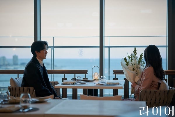 《謊言》劇情、角色介紹：柳演錫、徐玄振時隔10年二搭，一場約會竟演變成性侵羅生門！