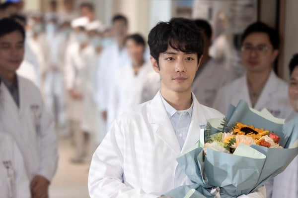 《小城良方》5大劇情看點、角色、評價：肖戰再穿白袍演天才醫生，搭姜妍上演歡喜冤家