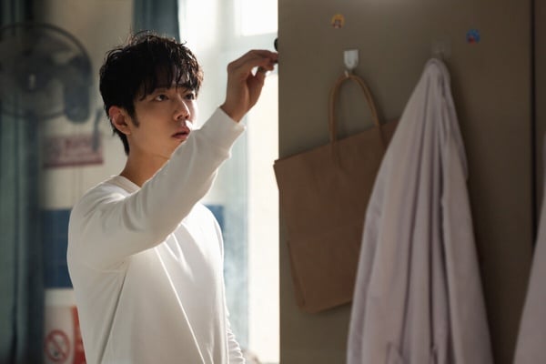 《小城良方》5大劇情看點、角色、評價：肖戰再穿白袍演天才醫生，搭姜妍上演歡喜冤家