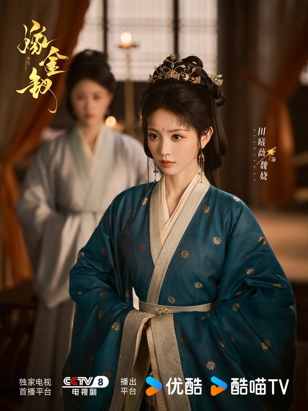 田曦薇默默累積了不少高分劇呢！早年主演的青春劇《如此可愛的我們》，以及今年的懸疑劇《低智商犯罪》豆瓣評分都突破8分大關。古裝劇部分，最近的《嫁金釵》以及和白敬亭的《卿卿日常》衝破了7分。