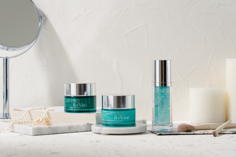 RéVive 奇肌活膚日活膚霜 4D水光真精華 光采再生活膚日霜SPF30