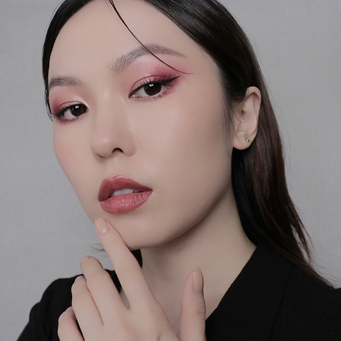 七夕情人節畫什麼妝去約會？氣質小姊姊，歐美辣妹妝或潮酷女友妝，教你簡單輕鬆畫！