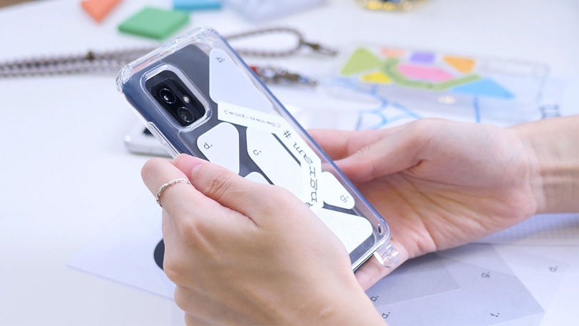 IG熱搜!Zenfone 8 x 李君慈設計師首度聯名打造女孩必備「單手剛好,風格更好」手機殼